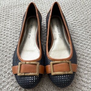 Anne Klein iflex flats